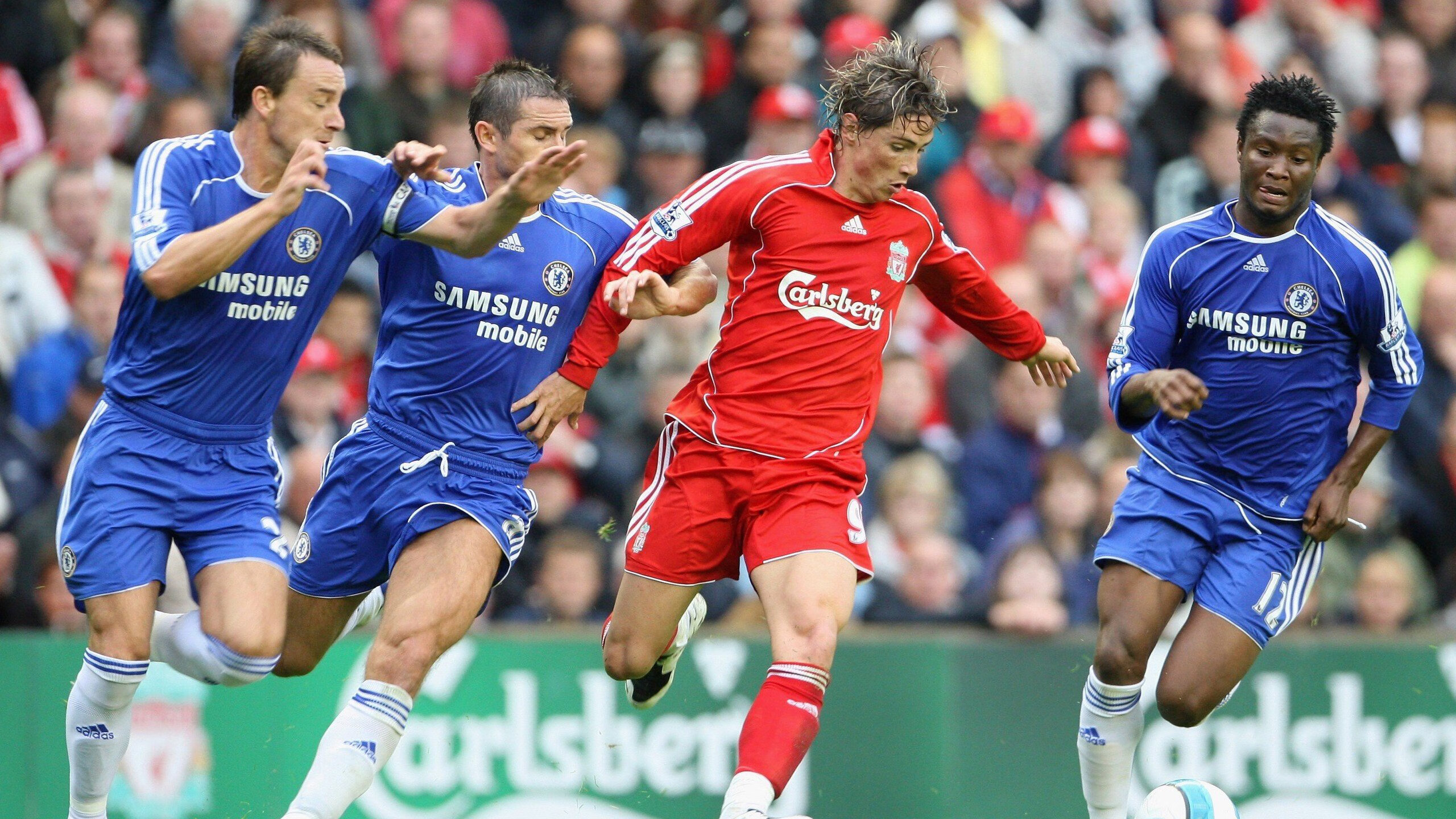 世界杯神级扑救：门将的关键时刻救场，世界杯守门员扑球视频